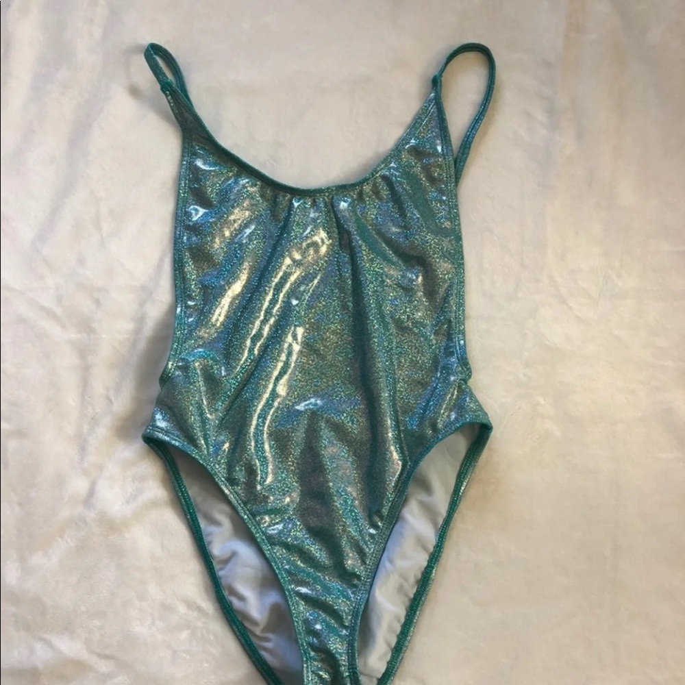 Bathing suit